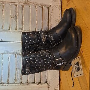 FRYE Jenna Cut Stud Short Black Leather Boots